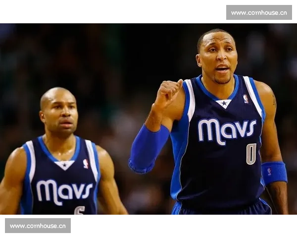 聚焦新加坡足球激战深度解析球队对决焦点与赛场走势全景洞察赛事脉动